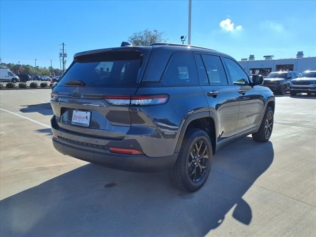 2024 Jeep Grand Cherokee Altitude