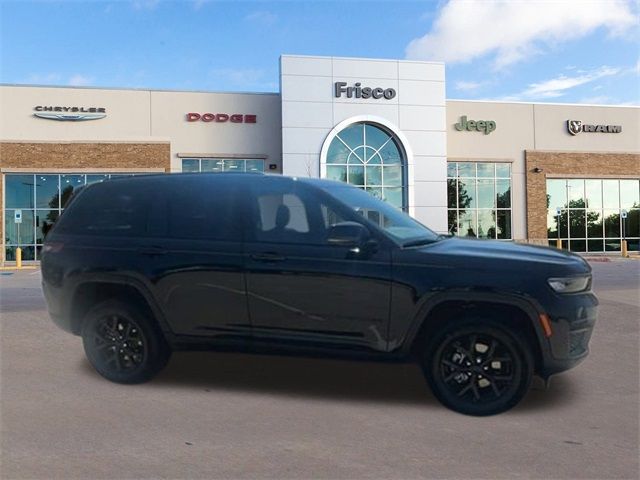 2024 Jeep Grand Cherokee Altitude