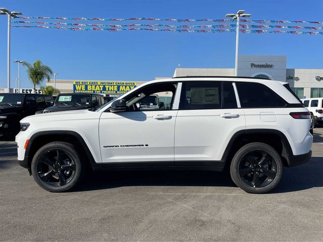 2024 Jeep Grand Cherokee Altitude