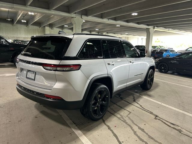 2024 Jeep Grand Cherokee Altitude