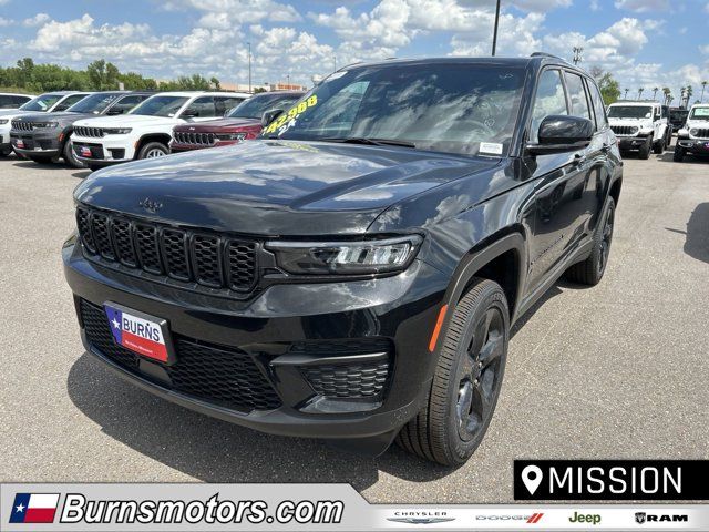 2024 Jeep Grand Cherokee Altitude