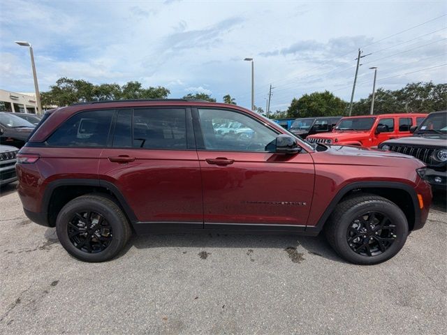 2024 Jeep Grand Cherokee Altitude