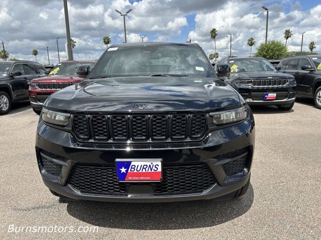 2024 Jeep Grand Cherokee Altitude