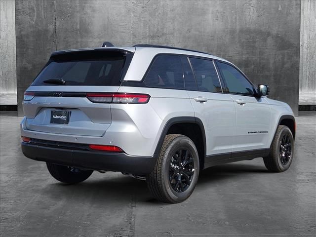 2024 Jeep Grand Cherokee Altitude