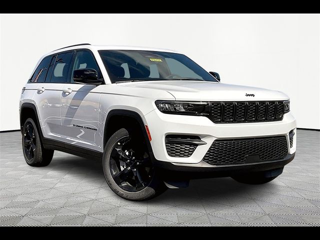 2024 Jeep Grand Cherokee Altitude