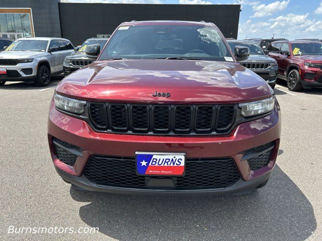 2024 Jeep Grand Cherokee Altitude