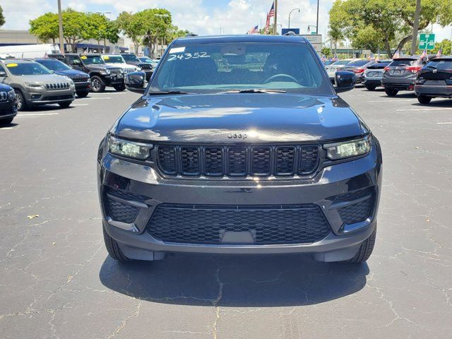 2024 Jeep Grand Cherokee Altitude