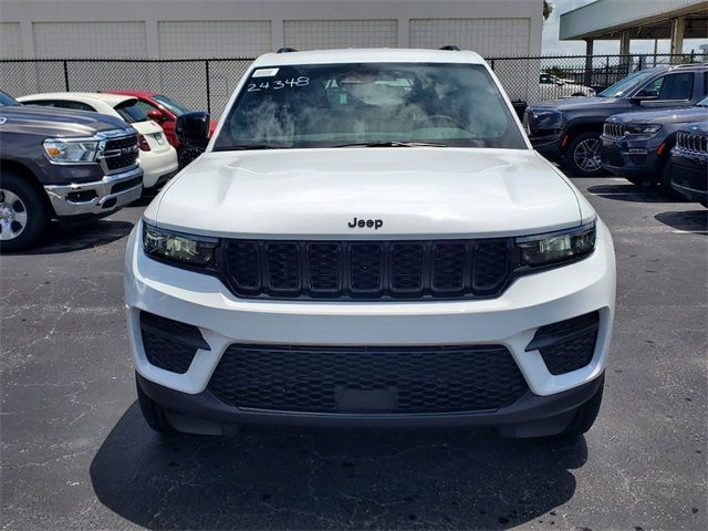 2024 Jeep Grand Cherokee Altitude