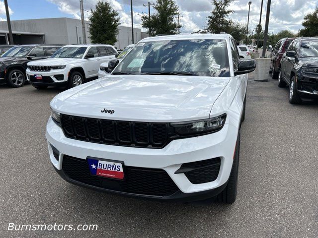 2024 Jeep Grand Cherokee Altitude