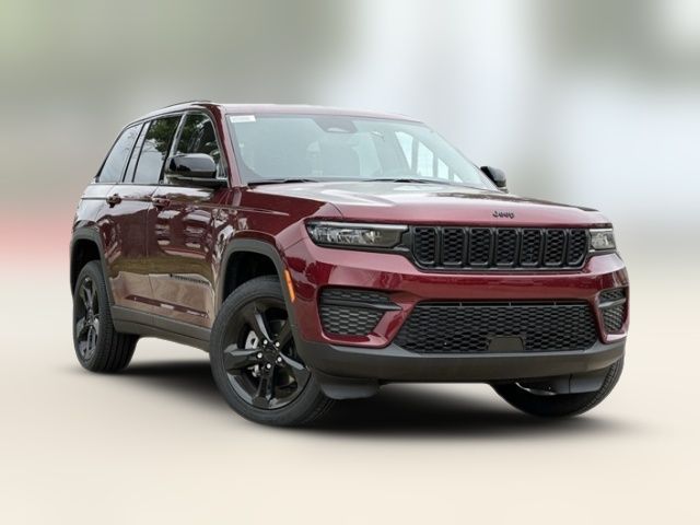 2024 Jeep Grand Cherokee Altitude