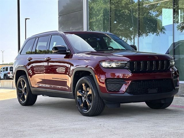 2024 Jeep Grand Cherokee Altitude