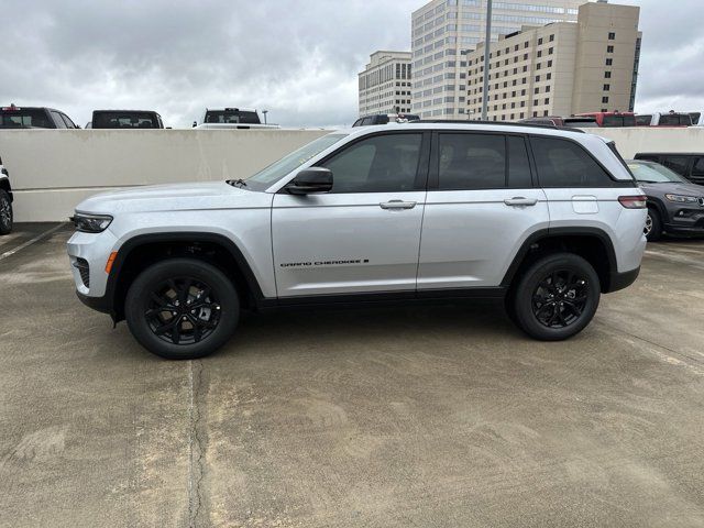 2024 Jeep Grand Cherokee Altitude