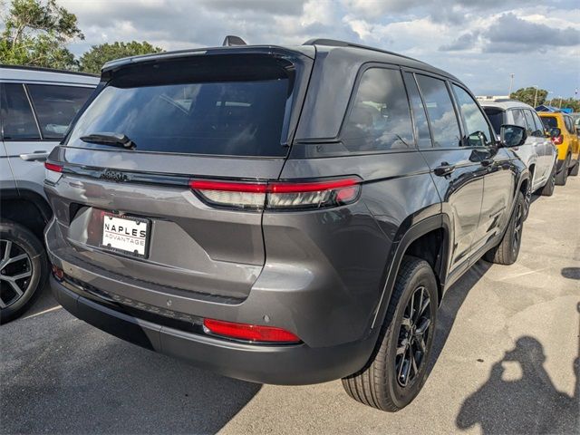 2024 Jeep Grand Cherokee Altitude