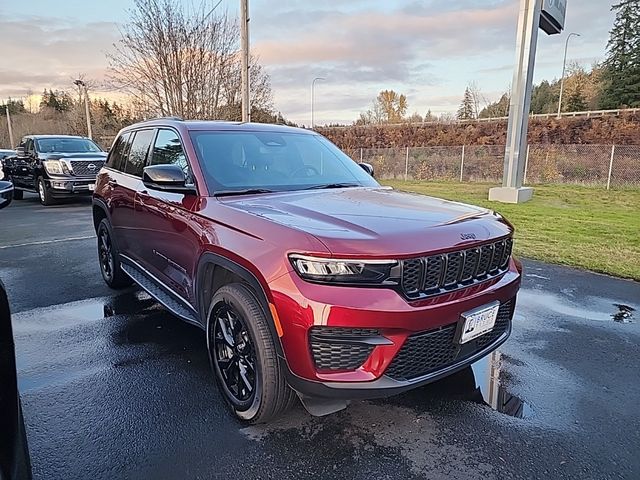 2024 Jeep Grand Cherokee Altitude