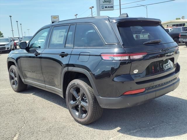 2024 Jeep Grand Cherokee Altitude