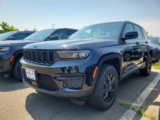 2024 Jeep Grand Cherokee Altitude