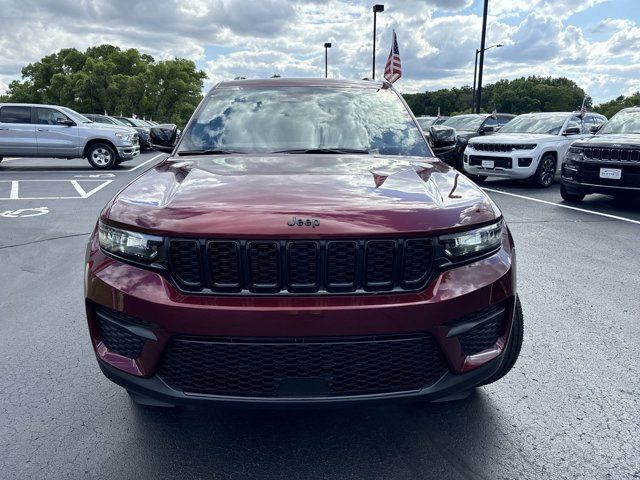 2024 Jeep Grand Cherokee Altitude