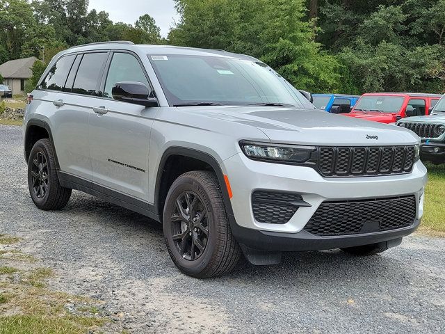 2024 Jeep Grand Cherokee Altitude