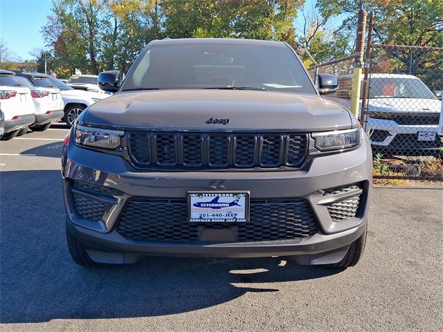 2024 Jeep Grand Cherokee Altitude