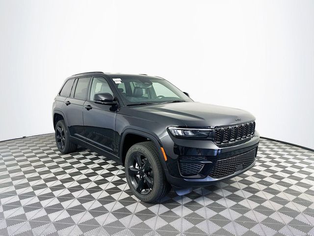 2024 Jeep Grand Cherokee Altitude