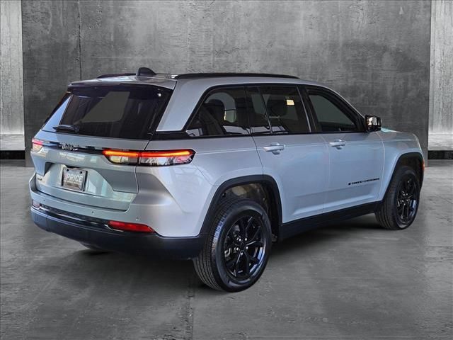 2024 Jeep Grand Cherokee Altitude