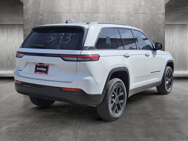 2024 Jeep Grand Cherokee Altitude