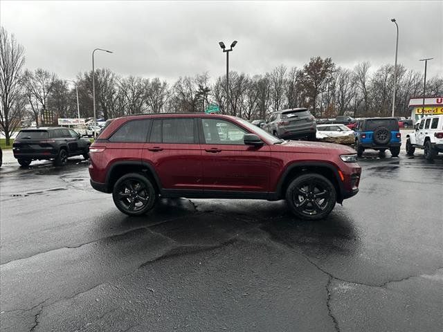 2024 Jeep Grand Cherokee Altitude