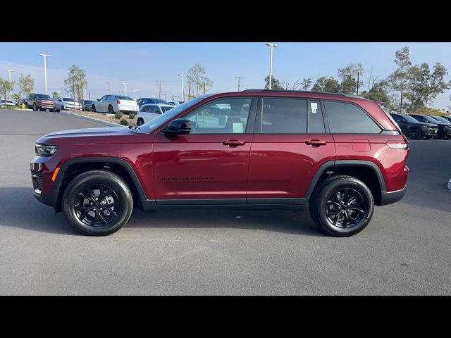 2024 Jeep Grand Cherokee Altitude