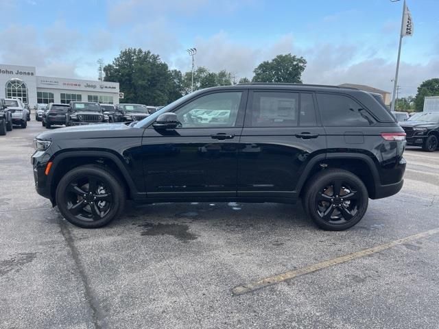 2024 Jeep Grand Cherokee Altitude