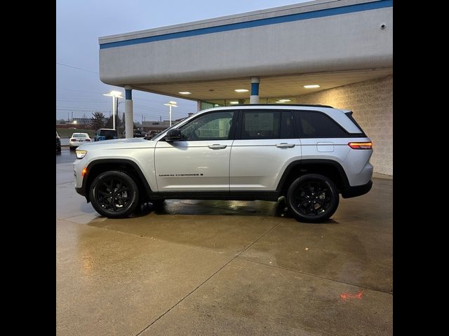 2024 Jeep Grand Cherokee Altitude