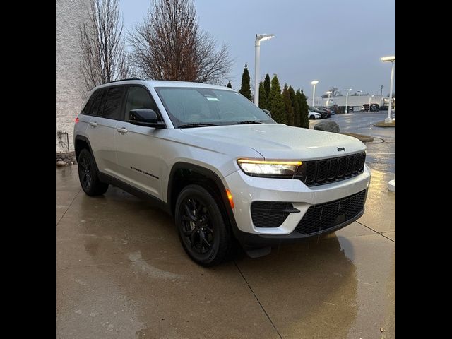 2024 Jeep Grand Cherokee Altitude