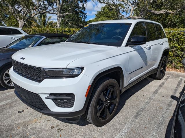 2024 Jeep Grand Cherokee Altitude