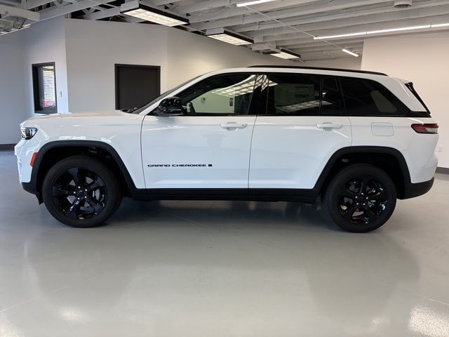 2024 Jeep Grand Cherokee Altitude