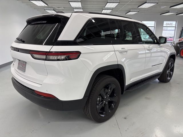 2024 Jeep Grand Cherokee Altitude