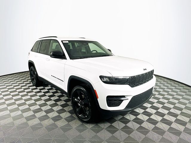 2024 Jeep Grand Cherokee Altitude