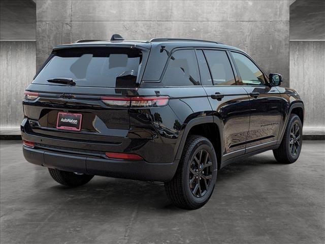 2024 Jeep Grand Cherokee Altitude