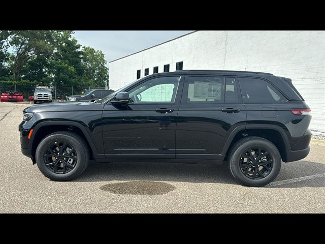 2024 Jeep Grand Cherokee Altitude