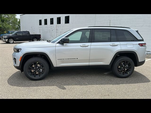 2024 Jeep Grand Cherokee Altitude