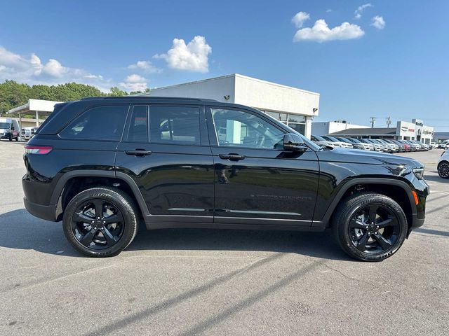 2024 Jeep Grand Cherokee Altitude