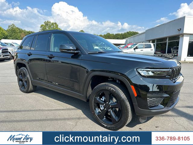 2024 Jeep Grand Cherokee Altitude