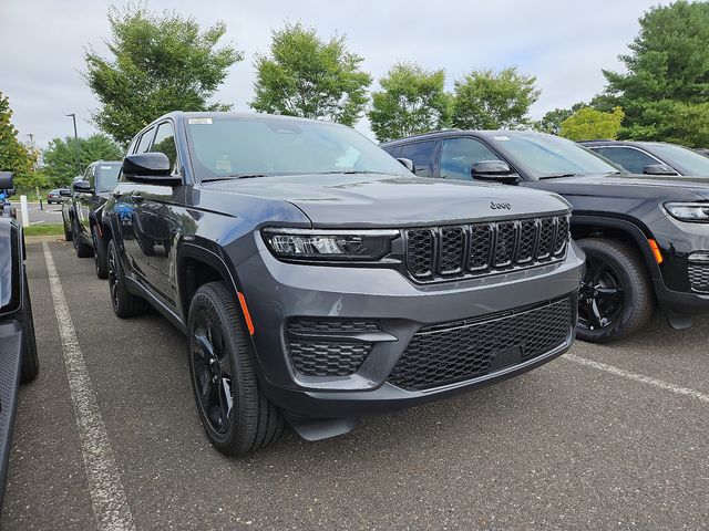 2024 Jeep Grand Cherokee Altitude