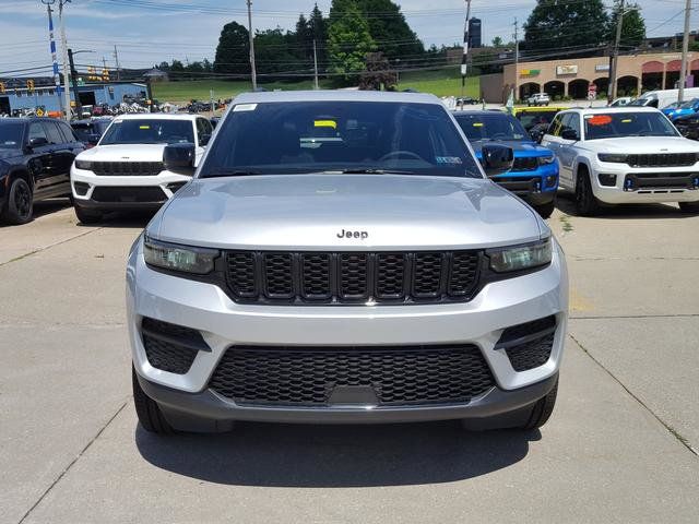 2024 Jeep Grand Cherokee Altitude