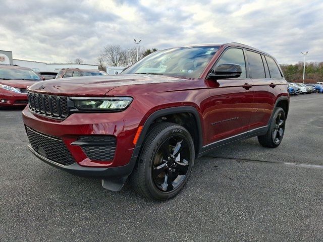 2024 Jeep Grand Cherokee Altitude