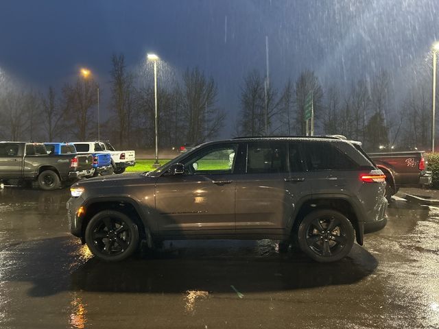 2024 Jeep Grand Cherokee Altitude