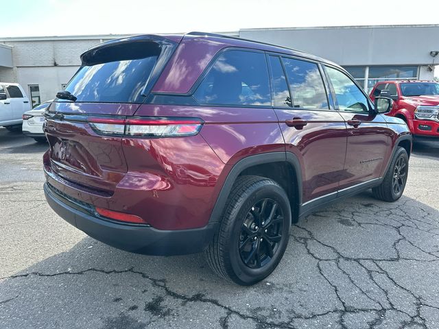 2024 Jeep Grand Cherokee Altitude