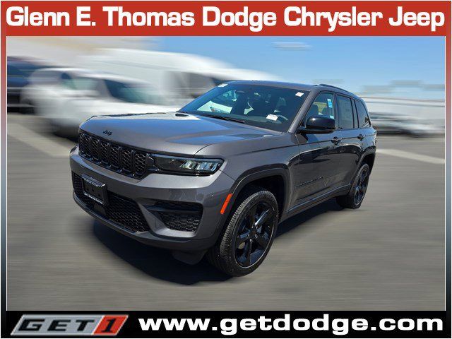 2024 Jeep Grand Cherokee Altitude