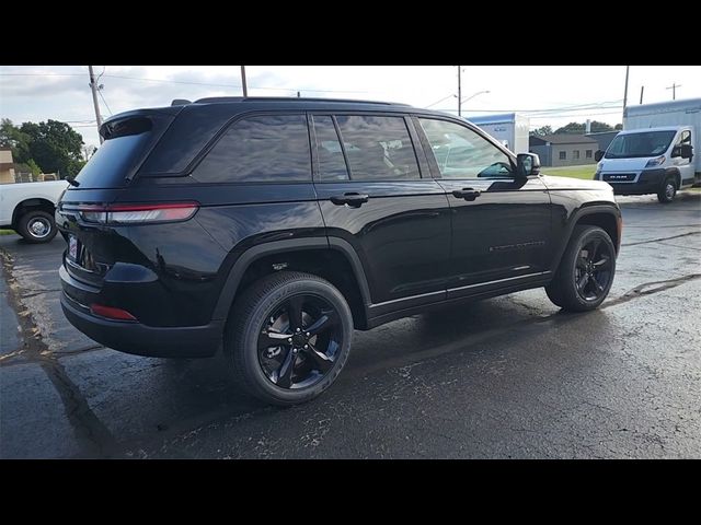 2024 Jeep Grand Cherokee Altitude