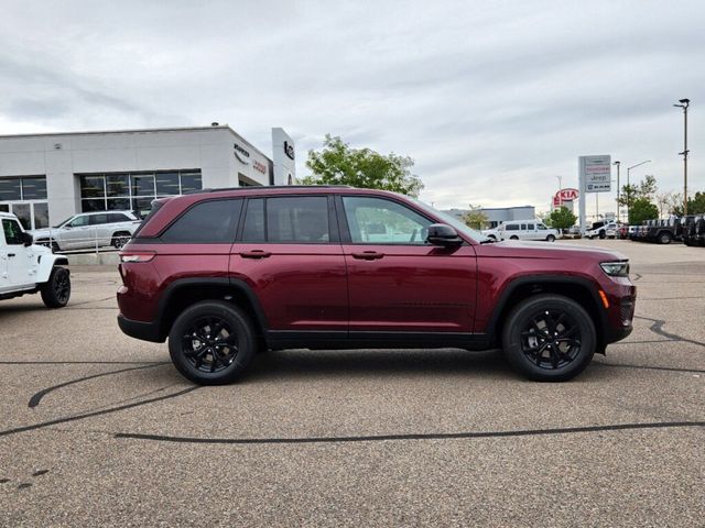 2024 Jeep Grand Cherokee Altitude