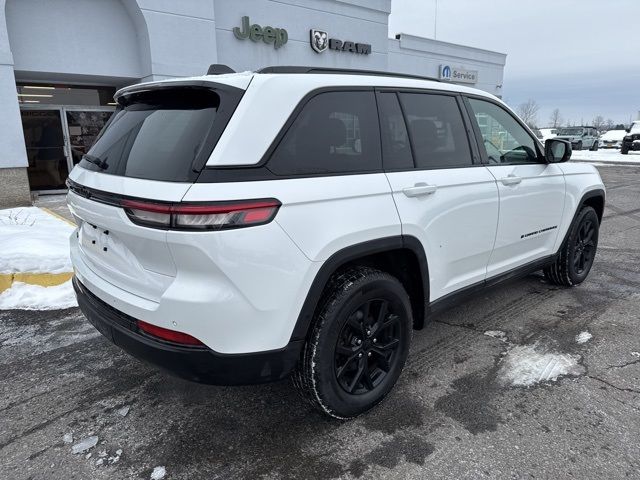 2024 Jeep Grand Cherokee Altitude