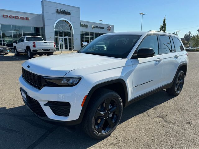 2024 Jeep Grand Cherokee Altitude